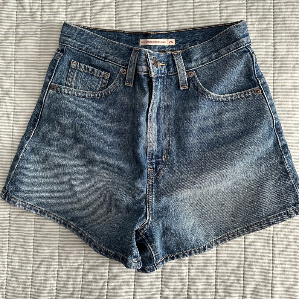 Levi’s High Waisted Mom Shorts